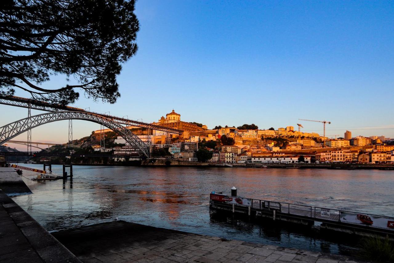 Hm - Ribeira Historical Apartment Porto Exterior photo